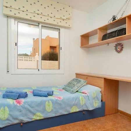 Resus By Interhome فيلة